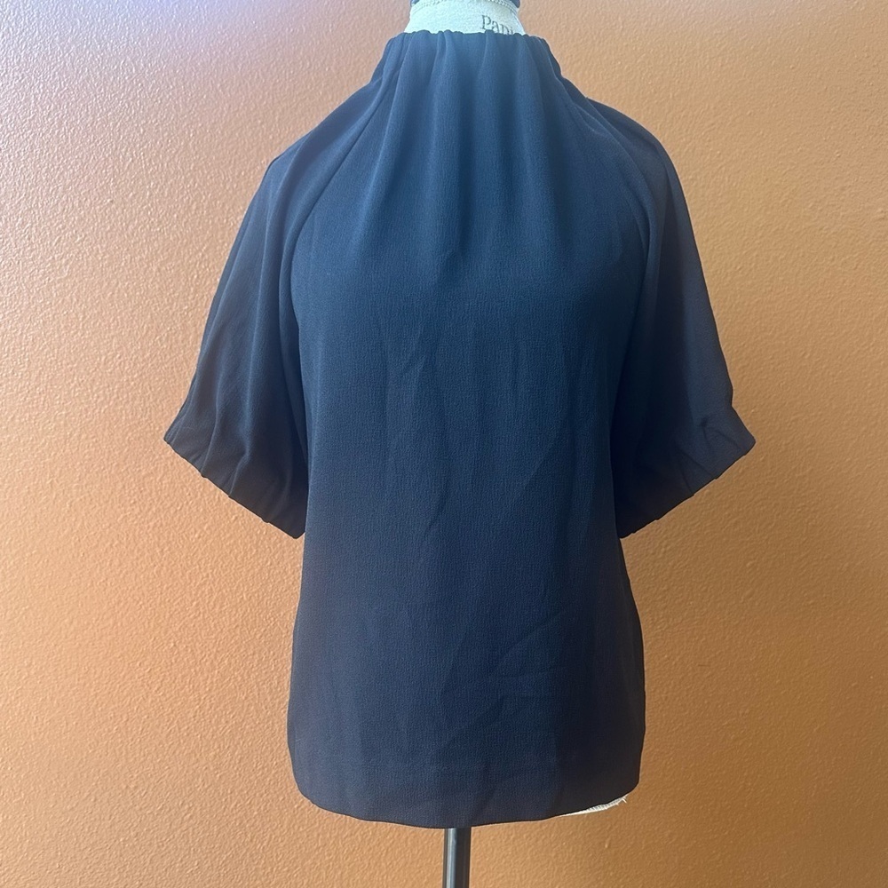 OAK Classic High Neck Crepe Black Blouse Size Small EUC! - Picture 2 of 8